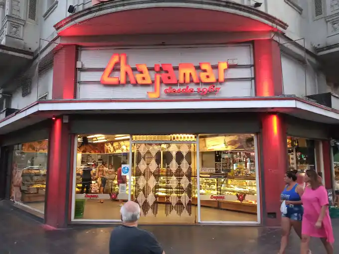 El conflicto también se generó por el pago y liquidación de feriados y horas extras.