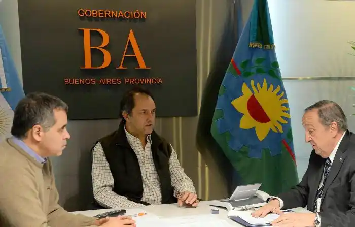 Scioli recibió al Intendente Lunghi de Tandil