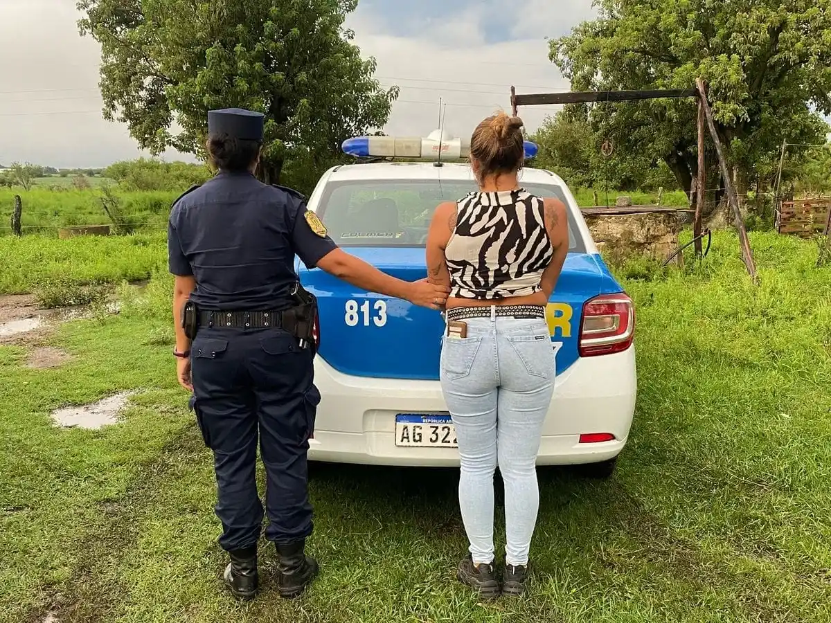 Allanamiento en Paraná: recuperan una moto y otros elementos robados