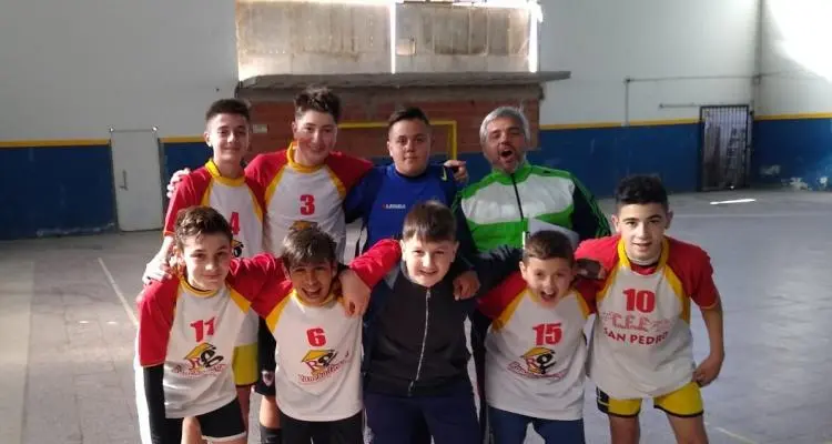 Juegos Bonaerenses 2019: El U14 de futsal de la escuela Normal ganó la Etapa Regional en San Pedro y estará en Mar del Plata