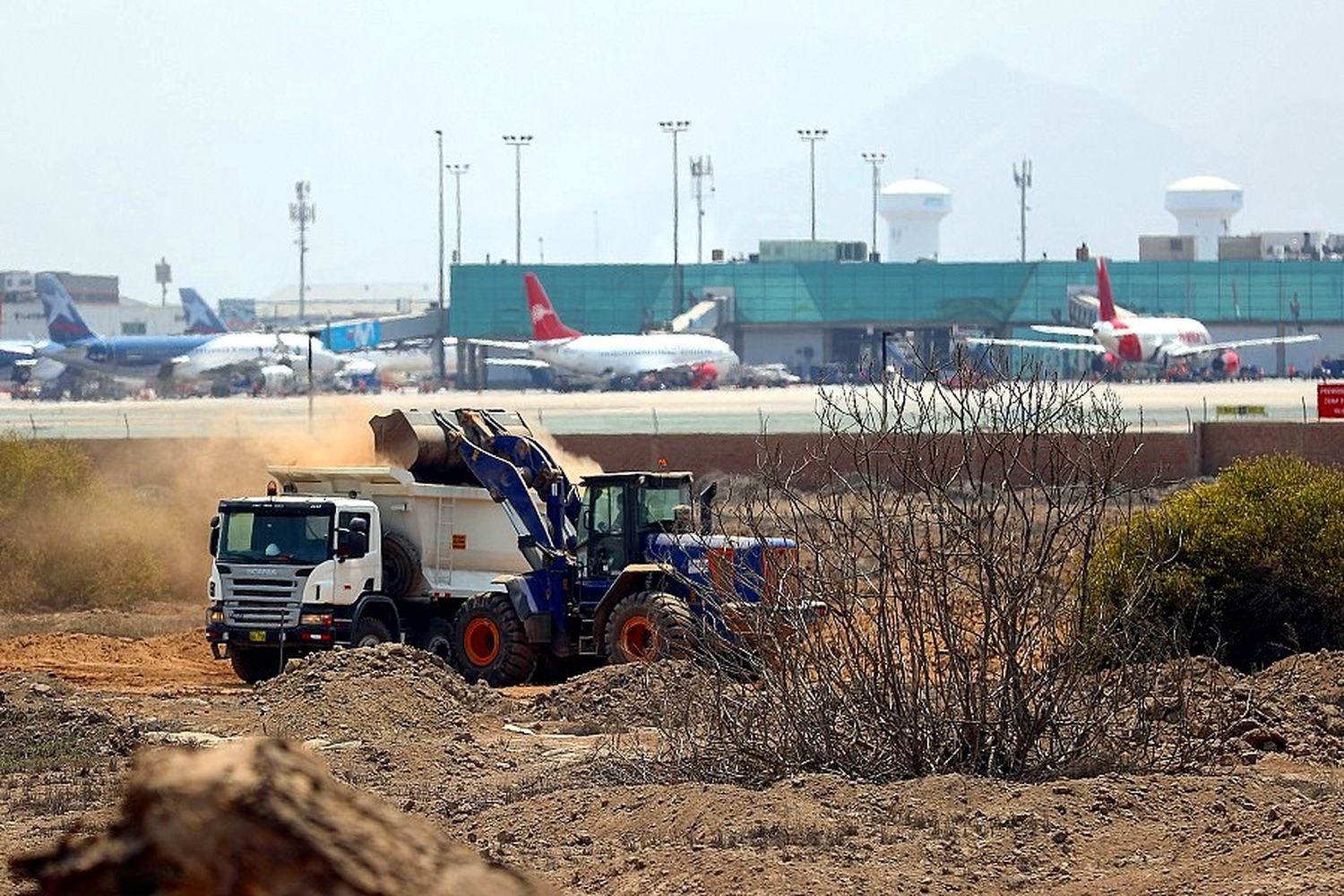 El aeropuerto de Lima, listo para iniciar la construcción de la segunda pista