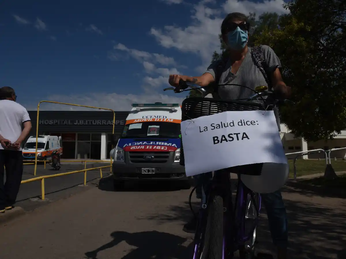 Profesionales de la salud de Santa Fe anunciaron un paro de 72 horas por reclamos salariales