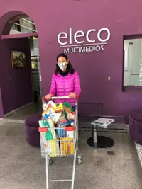 Entregamos otro carro repleto de mercadería