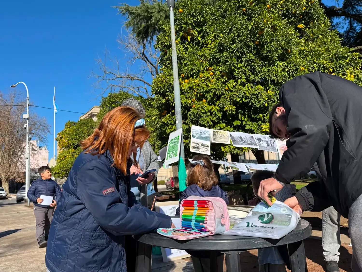 En la Plaza, por las sierras y por el medio ambiente.
