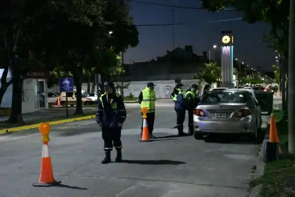Se realizaron operativos de control vehicular y de alcoholemia en zona urbana de Chascomús