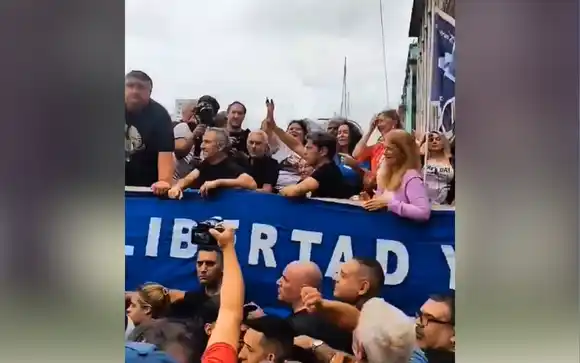 Cánticos a favor de Guillermo Moreno: Incómodo momento para Kicillof en la marcha del Día de la Memoria