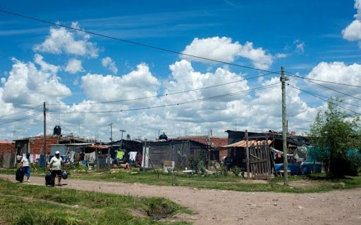 Coronavirus: Las nuevas definiciones para casos sospechosos incluyen barrios populares y geriátricos