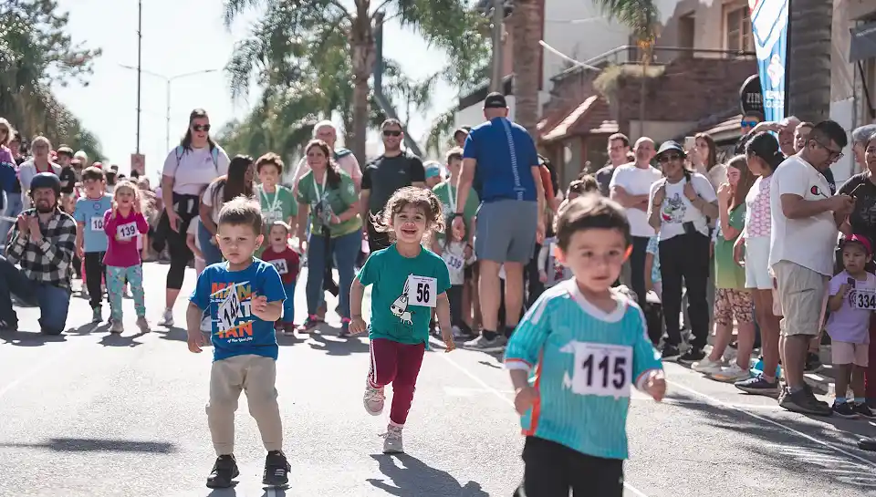 Gran convocatoria en la 37ª Media Maratón de la Salud en Libertador San Martín