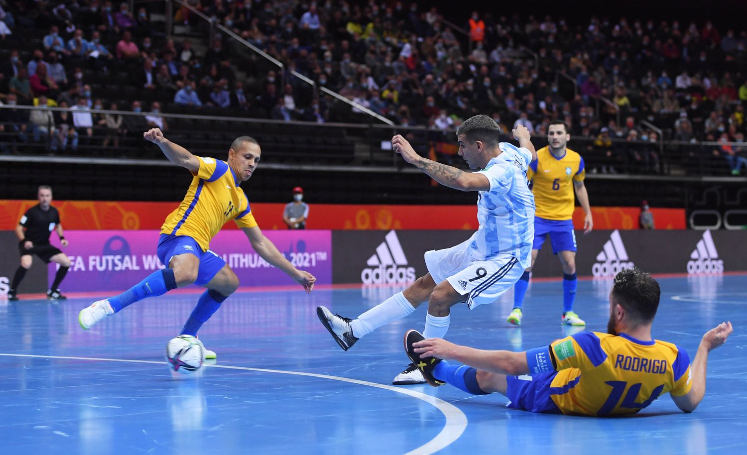 Argentina eliminó a Brasil y jugará una nueva final