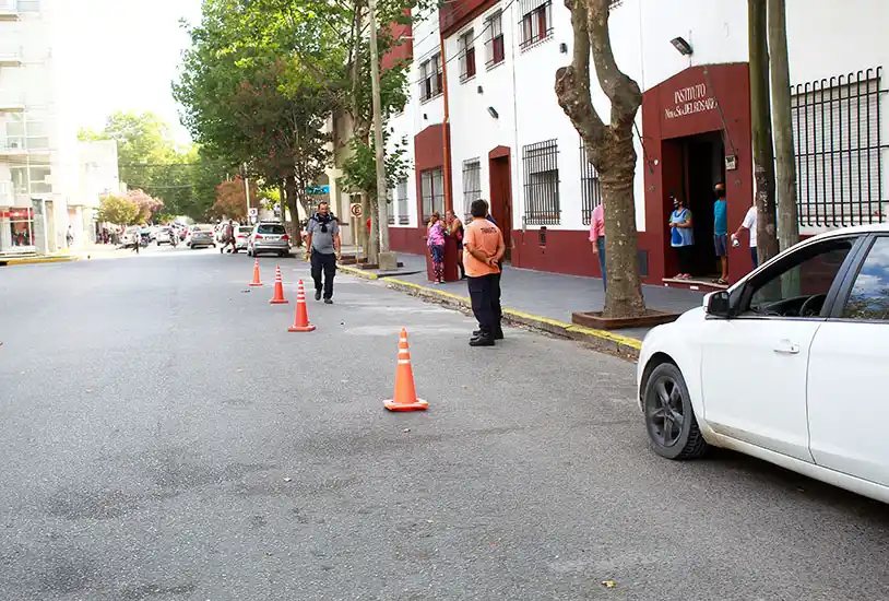 Buscarán controlar la salida de las escuelas