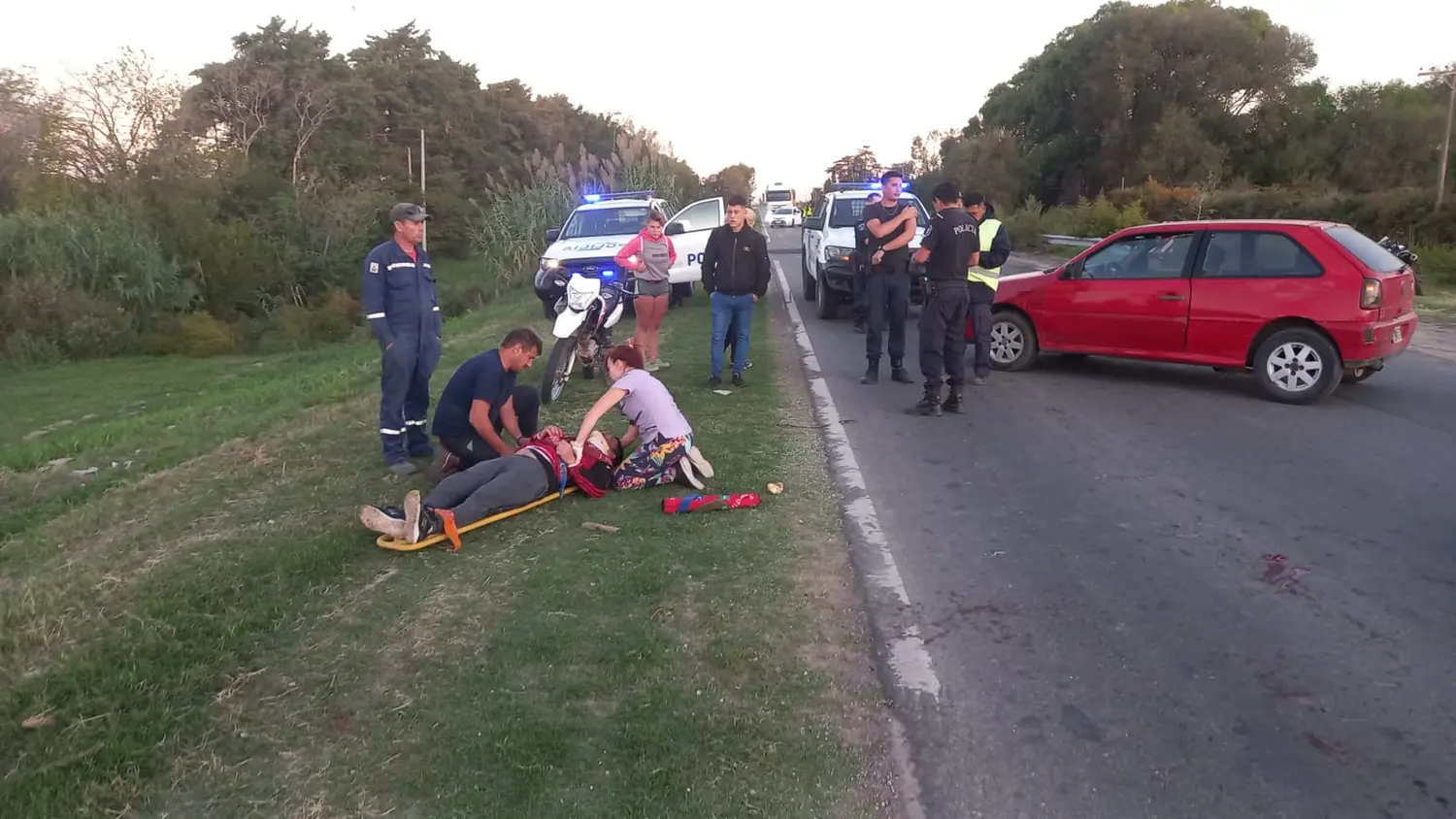 Ruta 1001: otro accidente con dos personas trasladadas al hospital