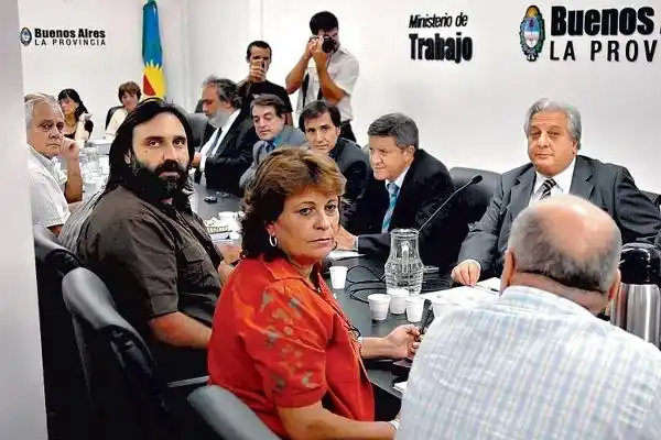 Conflicto docente: Gobierno anunció llamado a paritaria pero no fijó horario