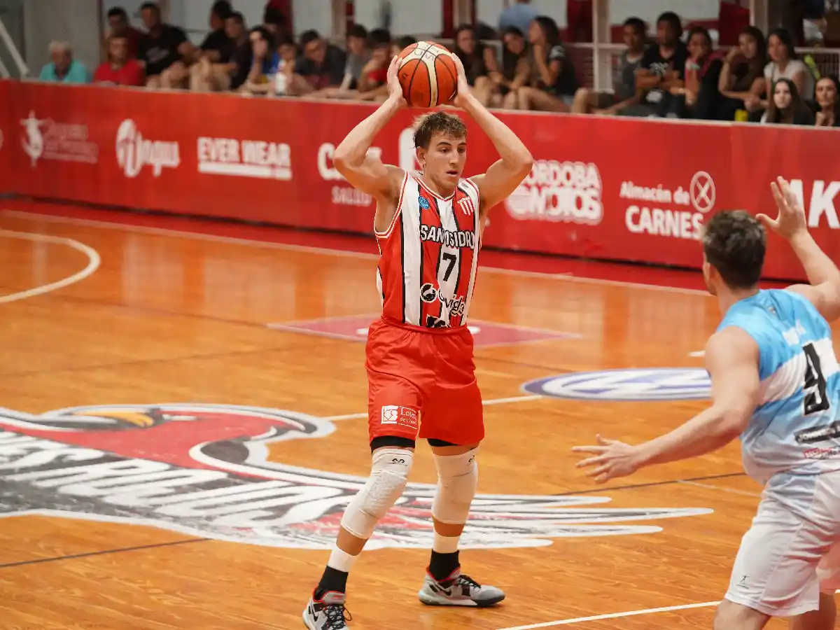 “Siento que acá sigo creciendo como jugador”