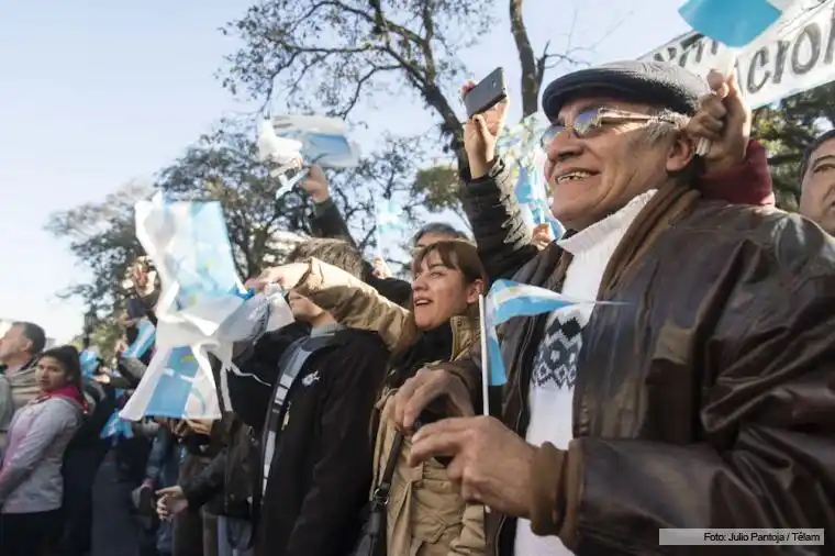 Una multitud disfrutó de los festejos del Bicentenario