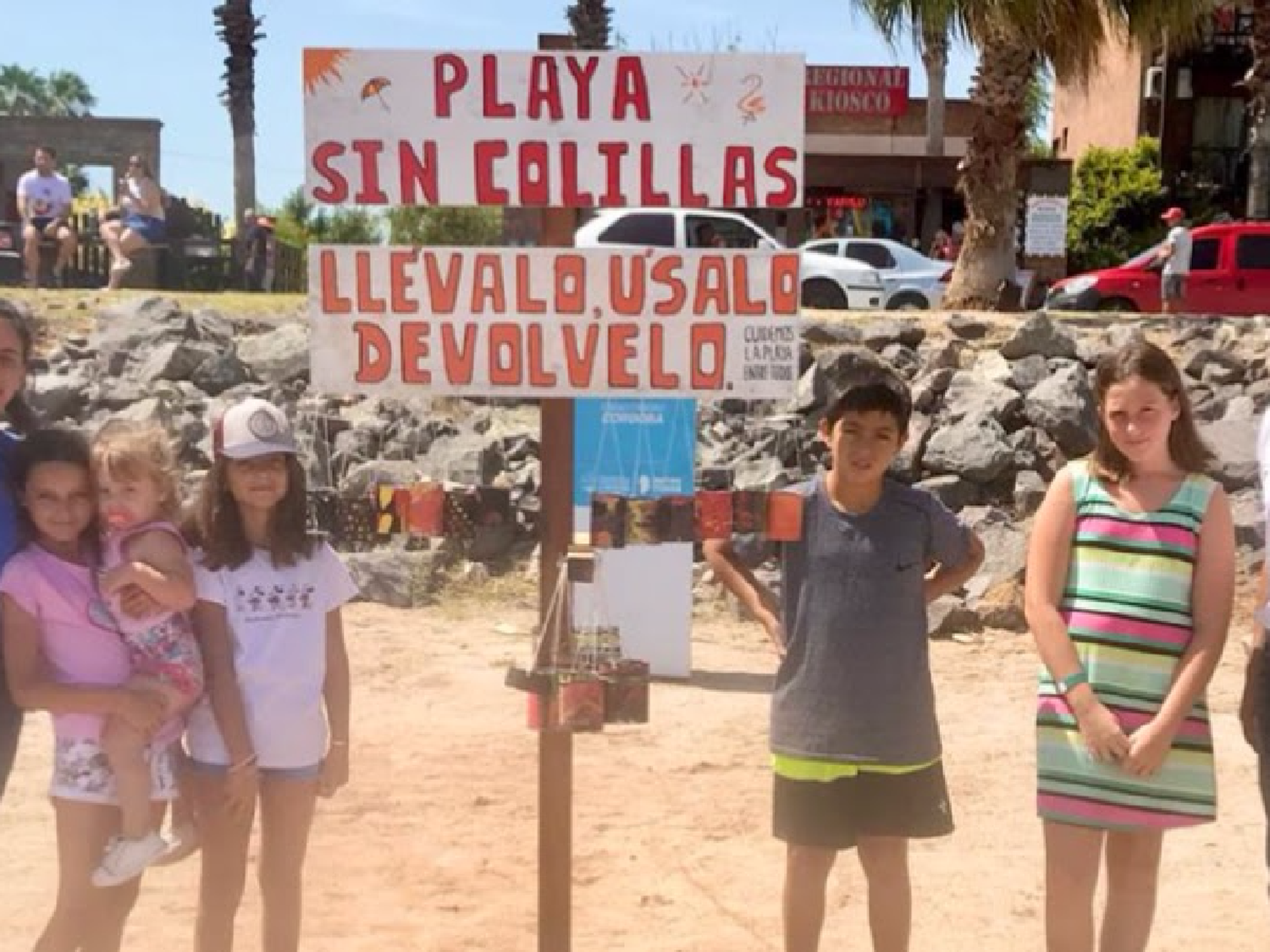  Miramar: ceniceros en la playa  para mantenerla “libre de colillas”   