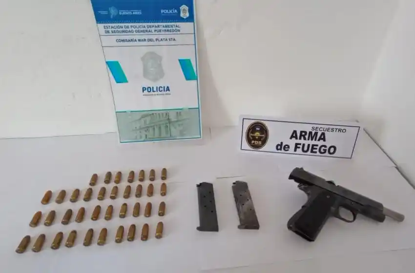 Quiso frenar una pelea y la amenazaron a punta de pistola
