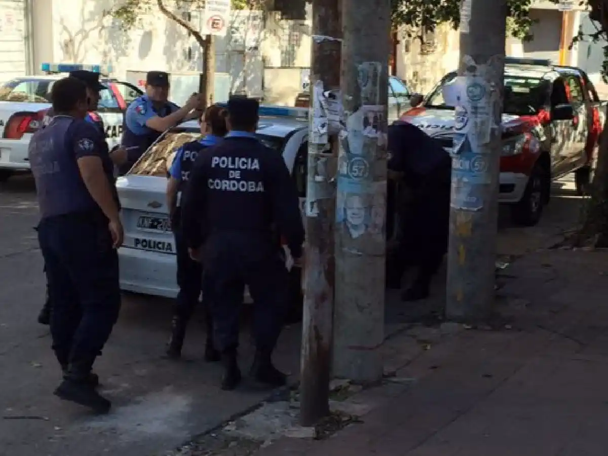 Un jubilado murió degollado al resistirse a un asalto en la ciudad cordobesa de Villa Allende