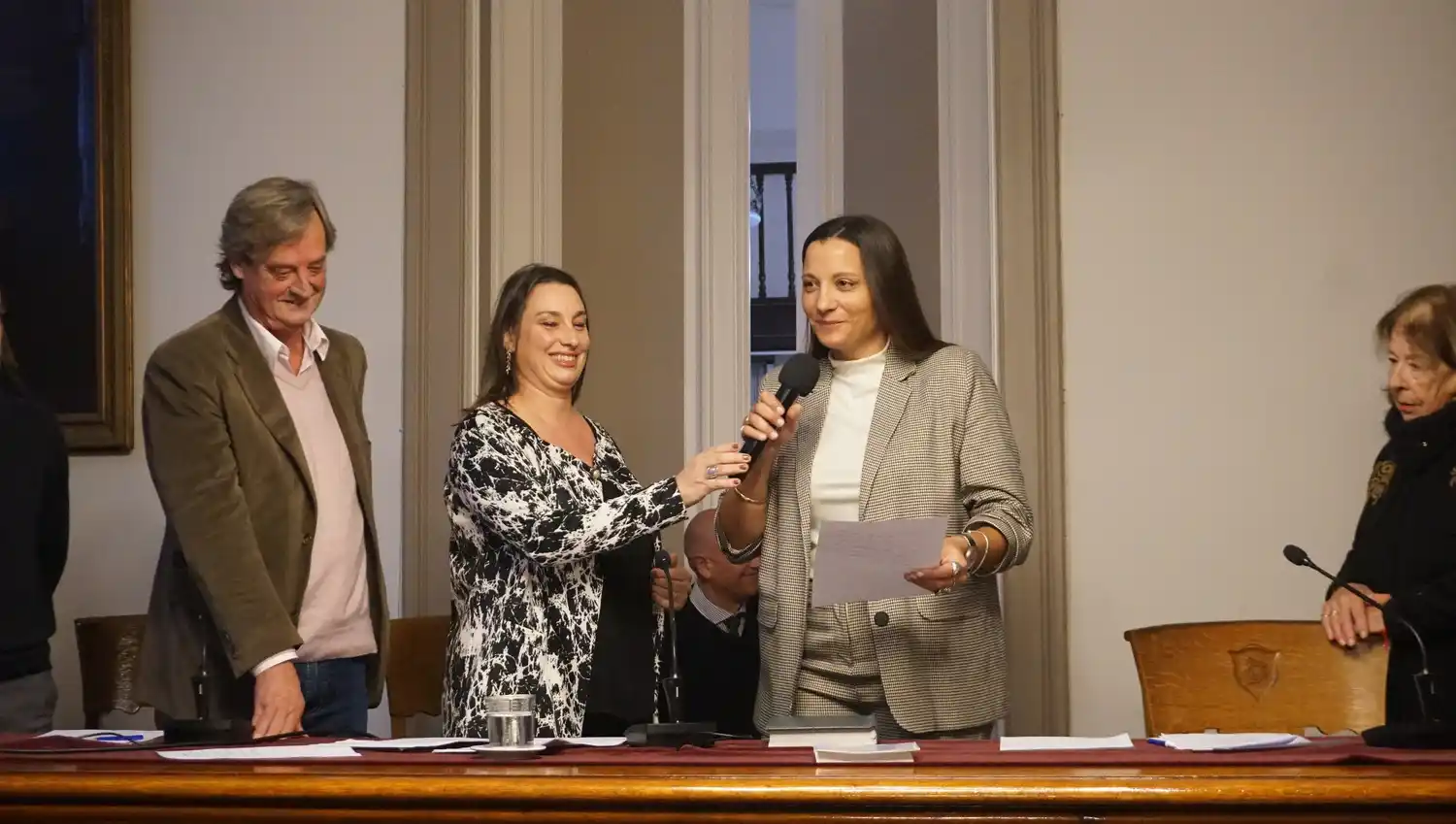 Juraron las abogadas de la Defensoría del Pueblo