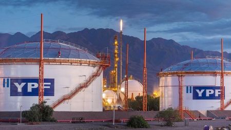 Juicio por YPF: demandantes solicitan embargar las acciones y el swap con China