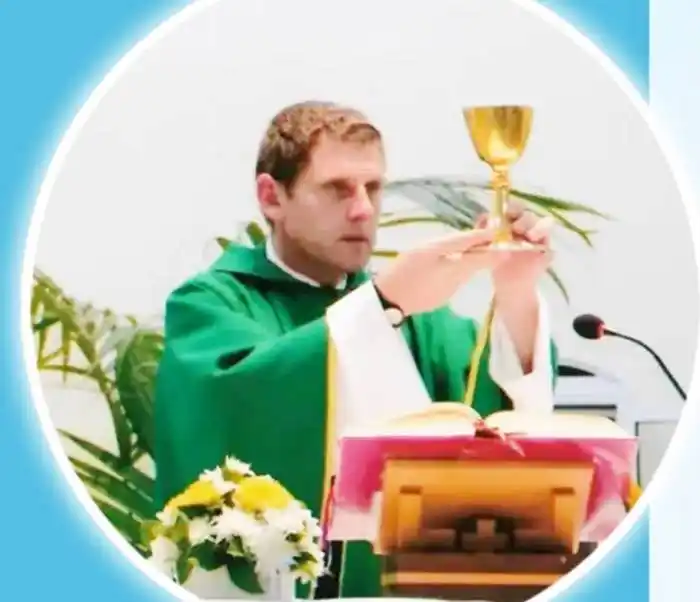 Este viernes, el Padre Roberto Percara  toma posesión como Párroco