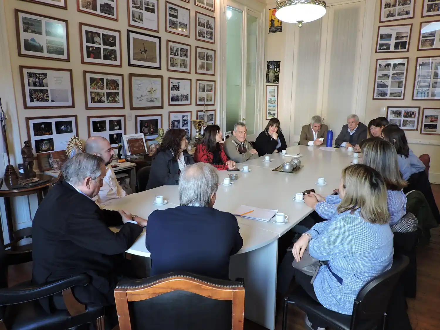 Se realizó reunión para coordinar la implementación del Plan Crece