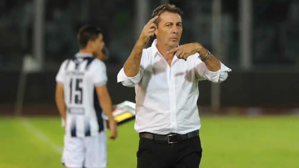 Kudelka está obligado a cambiar en Talleres