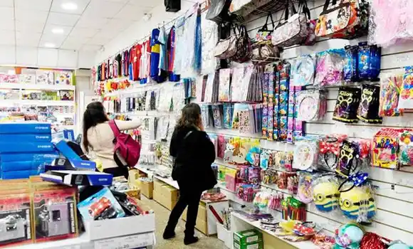 Los minoristas vendieron  el 6 % menos en julio