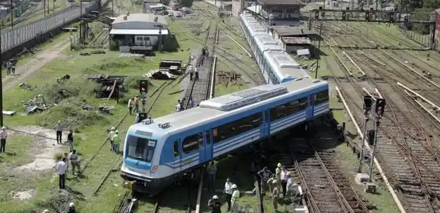 Descarriló un tren a metros de Retiro