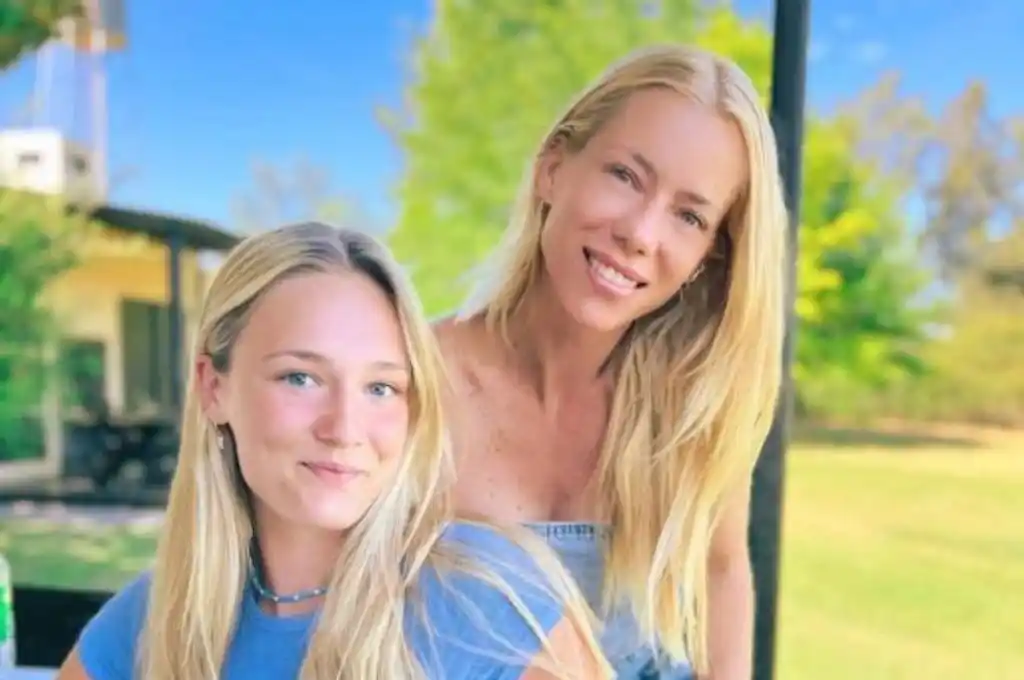 Su padre es Bernd Unterüberbacher y será dama de honor en la boda de la modelo con Manu Urcera.