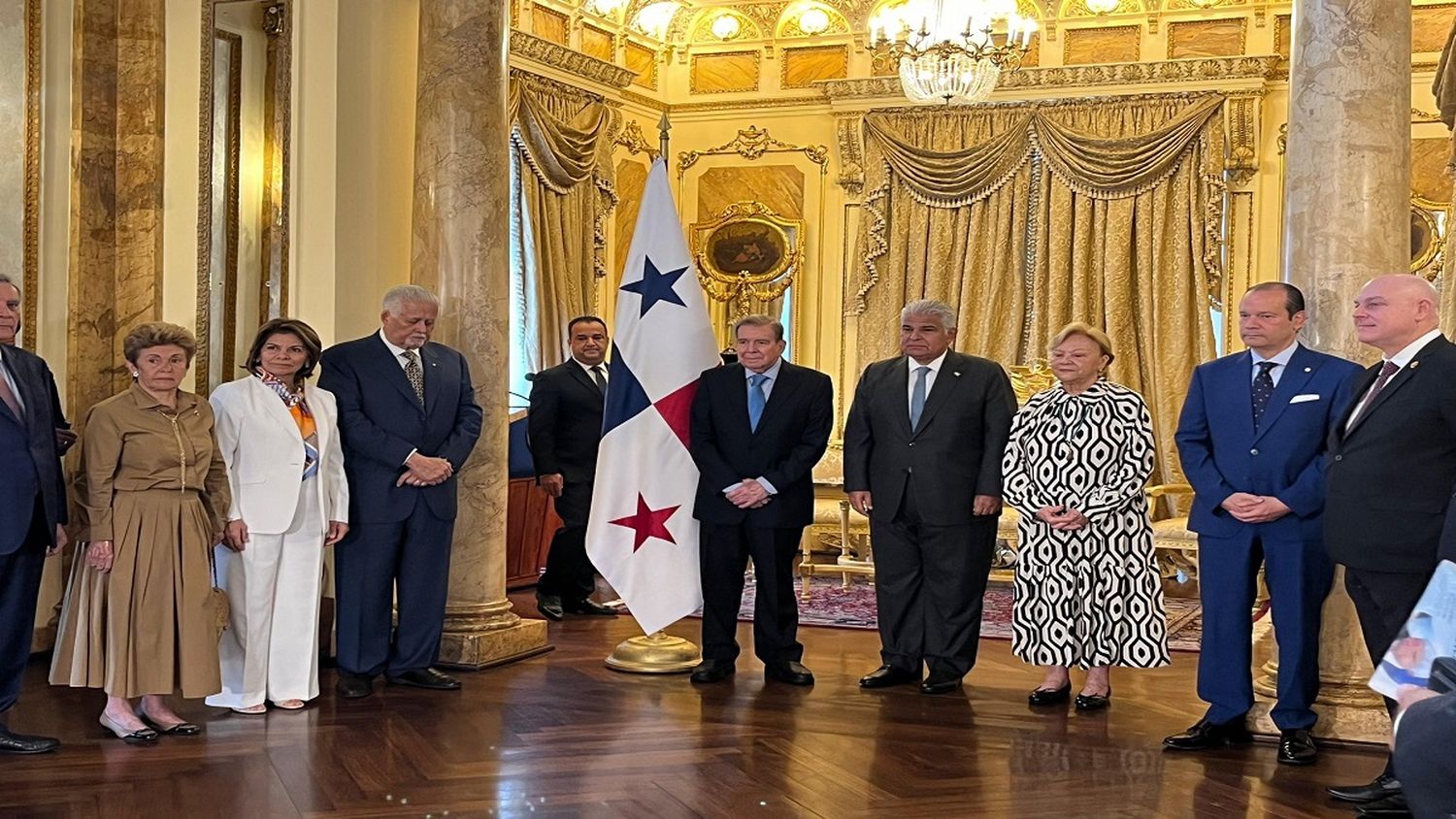 «Panamá está con usted»: presidente José Raúl Molino se reunió con Edmundo González