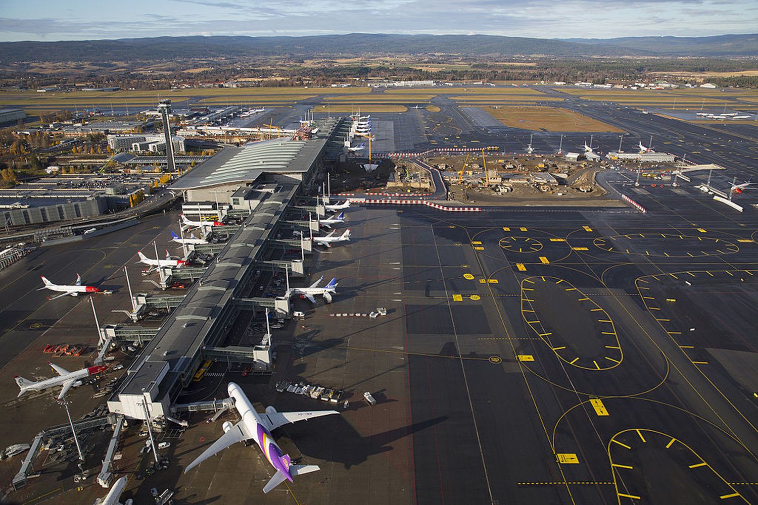 Norway closes its border to United Kingdom banning flights