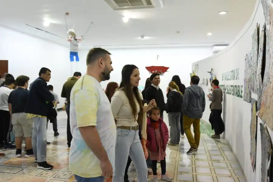 Creatividad, juegos y concientización en la novena muestra de Arte+Sustentable