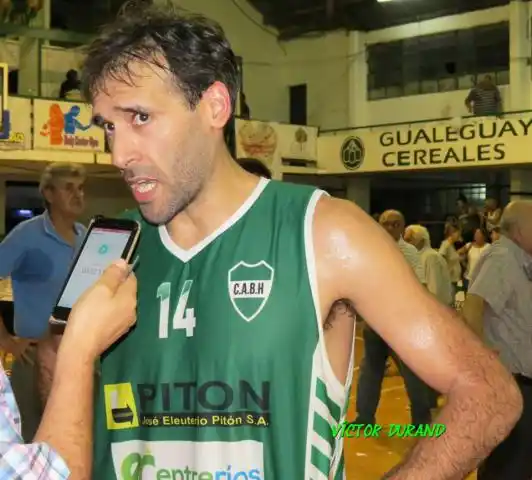 "Creo que Tucumán nos subestimó
mucho después del primer juego"Adrián Forastieri
