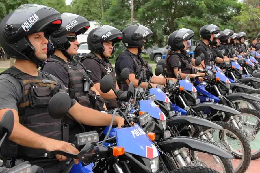 El Ministerio de Seguridad entregó 29 nuevas motos para patrullajes y prevención a la policía provincial