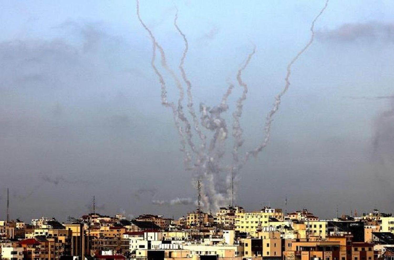 Crece la tensión en Medio Oriente por el enfrentamiento entre Israel y Palestina