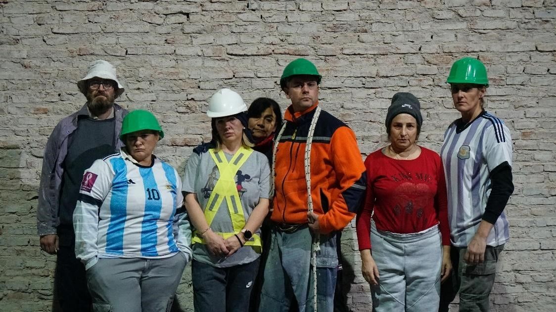 Llega a Rafaela "Obra en construcción": una comedia física que nace del juego, el entrenamiento y el oficio