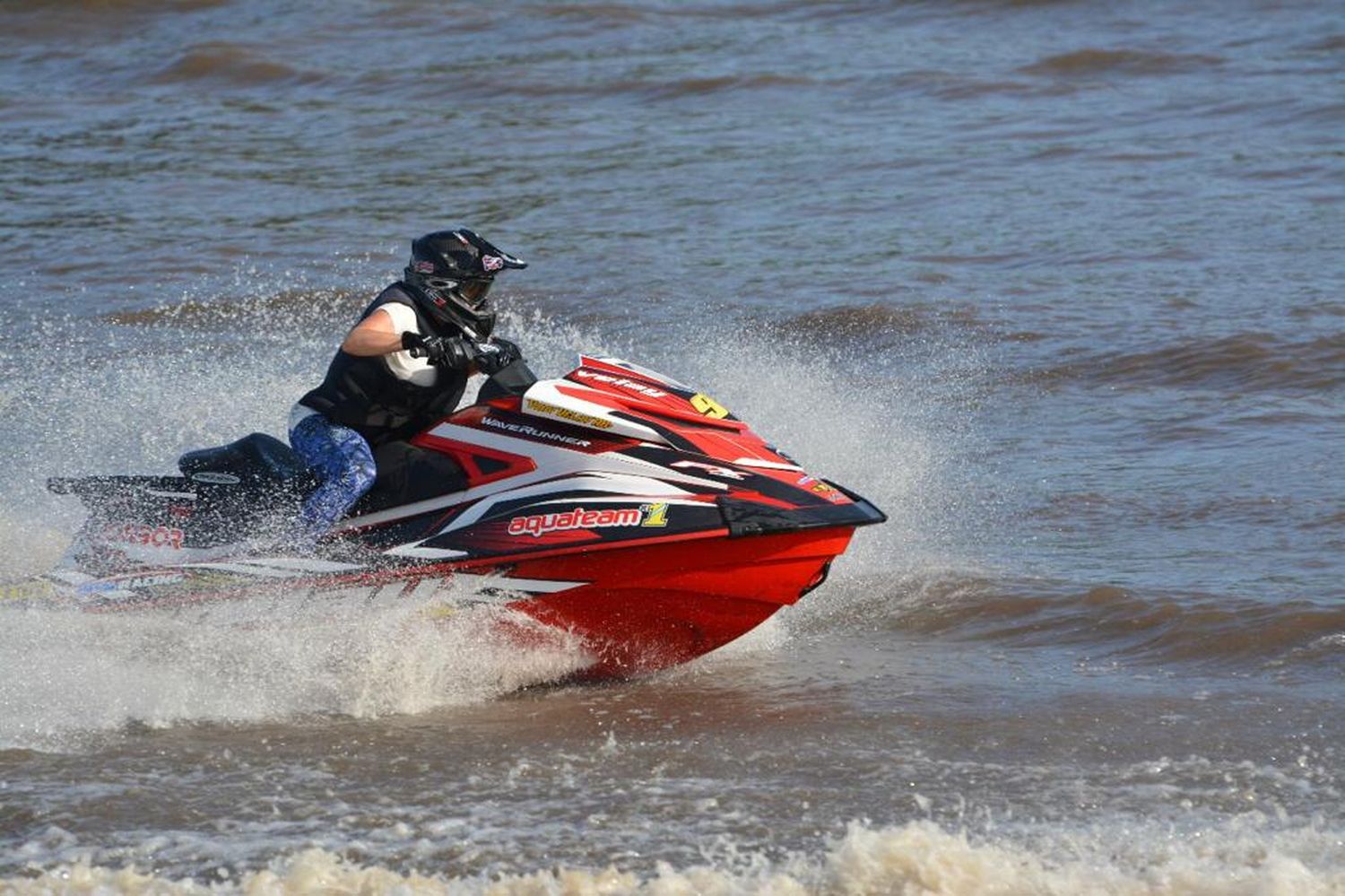 Ultiman preparativos para el Campeonato Sudamericano de Motos de Agua y Jet Ski y el torneo de pesca