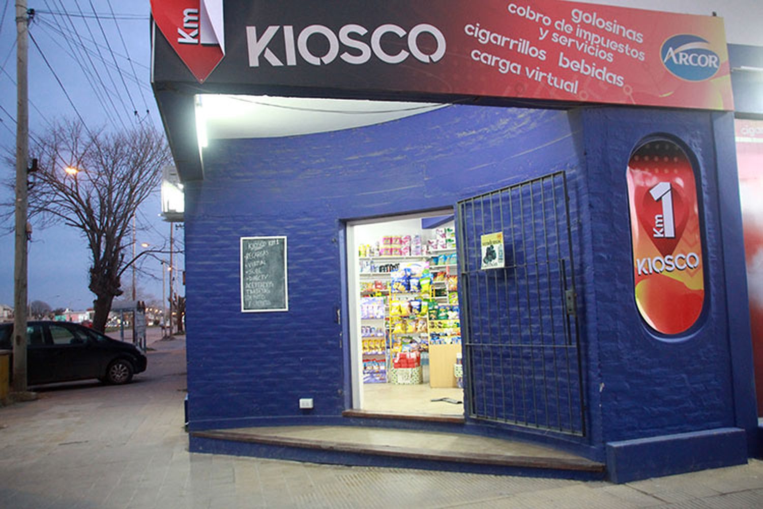 Asaltan un polirrubro a punta de pistola y utilizan barbijos