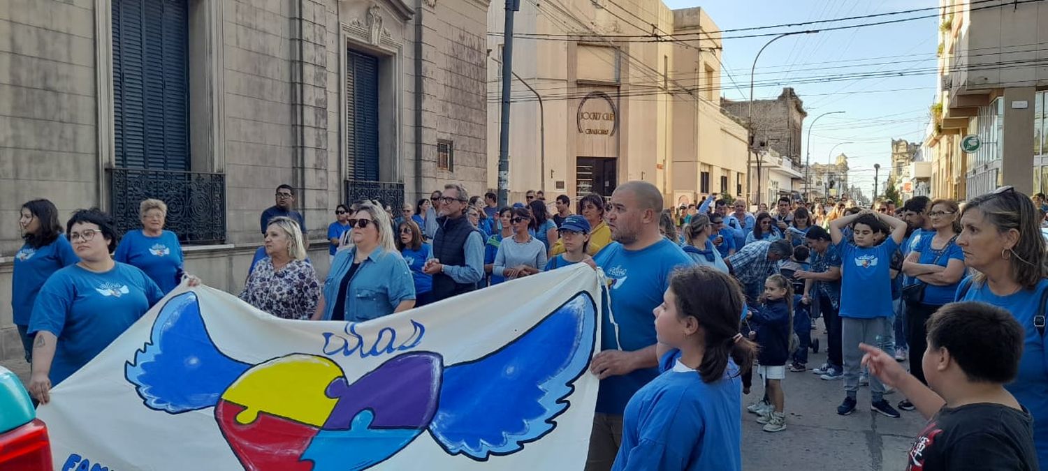 Caminata por el “Día Mundial de Concientización del Autismo”