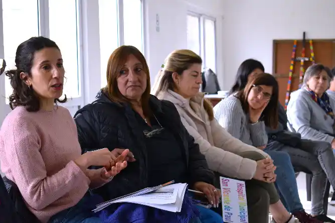Coordinación de acciones para prevenir el dengue en el CIC del barrio 30 de Mayo