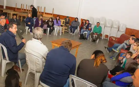 Finalizan desagües pluviales y cordón cuneta en zona Hipódromo