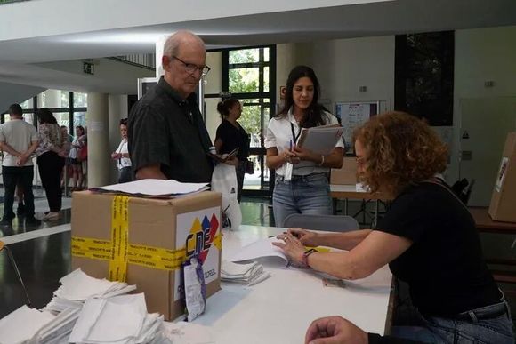 El chavismo difundió resultados falsos de las elecciones: dan a Maduro como ganador
