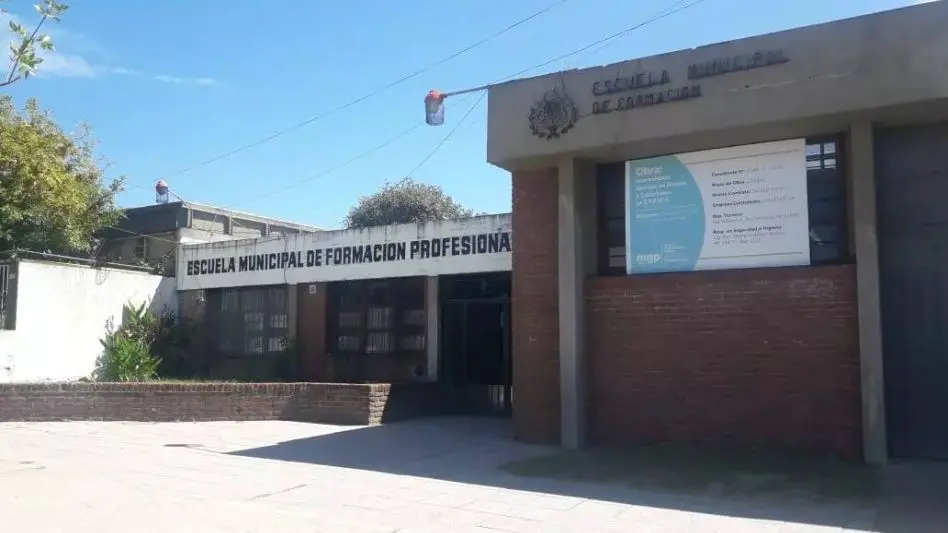 Escuela Municipal N°4: "Los chicos están pasando mucho frío"