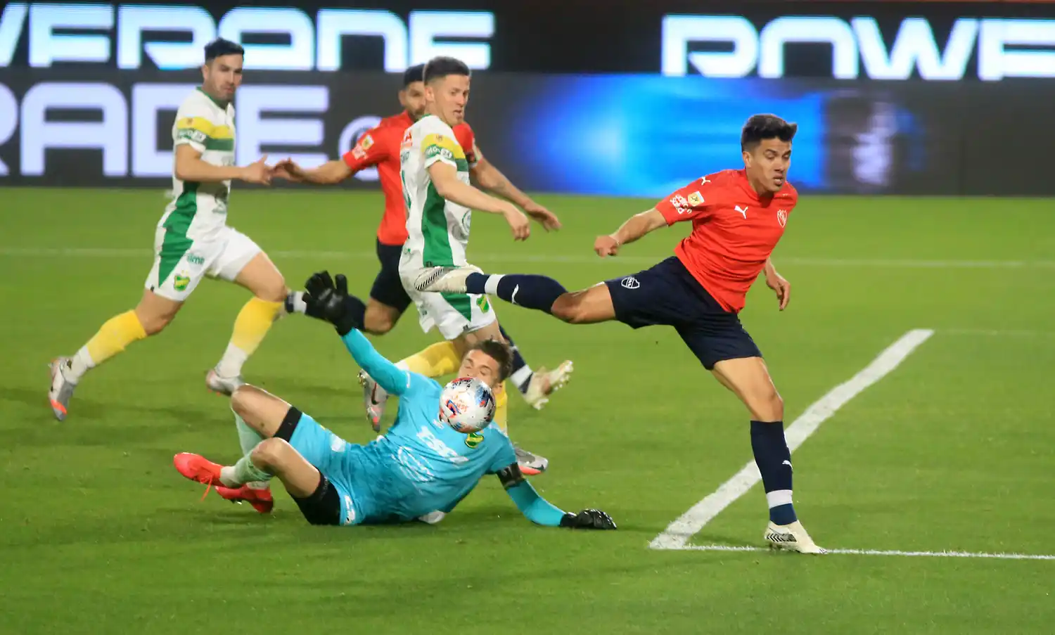 En Tucumán, Independiente arriesga la punta y el invicto