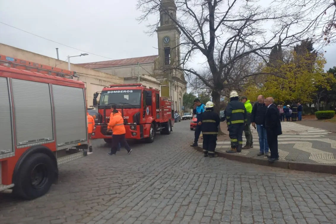 Falsa amenaza de bomba en Colegio de Coronel Pringles: Estudiantes quisieron “zafar” de un examen