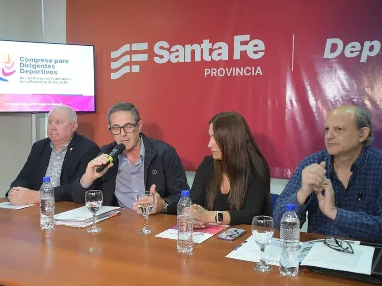 Lanzaron el 1° Congreso para Dirigentes Deportivos de Santa Fe. Foto: Luis Cetraro