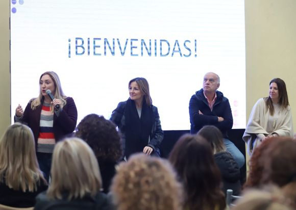 Lanús: Con la ministra porteña Soledad Acuña y Grindetti, más de 300 dirigentes PRO debatieron sobre educación