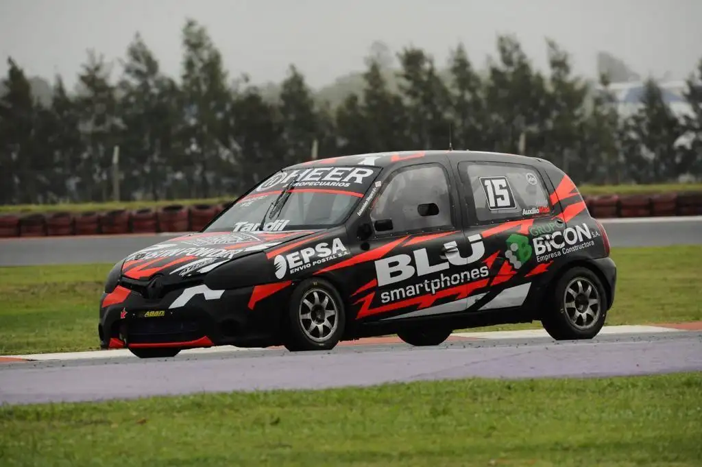 El Clio de Magaró, en San Nicolás.
