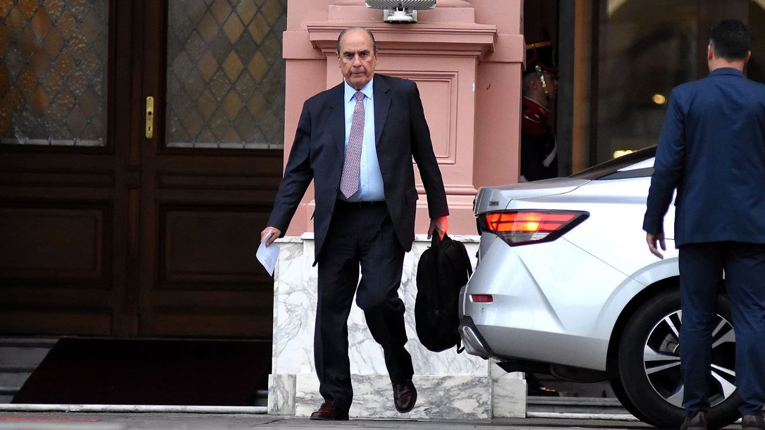 Guillermo Francos arribó al Congreso durante el cuarto intermedio