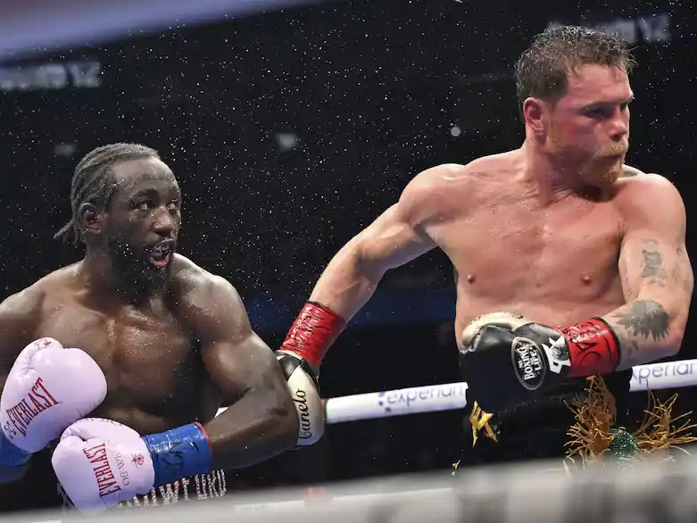 Histórico: Terence Crawford le dio una lección a Canelo Álvarez y es campeón indiscutido en tres divisiones